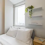 Appartement With Balcony And Views, Old Town, Metro