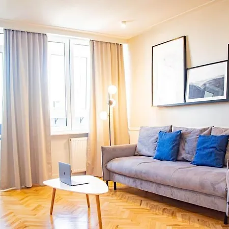 With Balcony And Views, Old Town, Metro * Warszawa